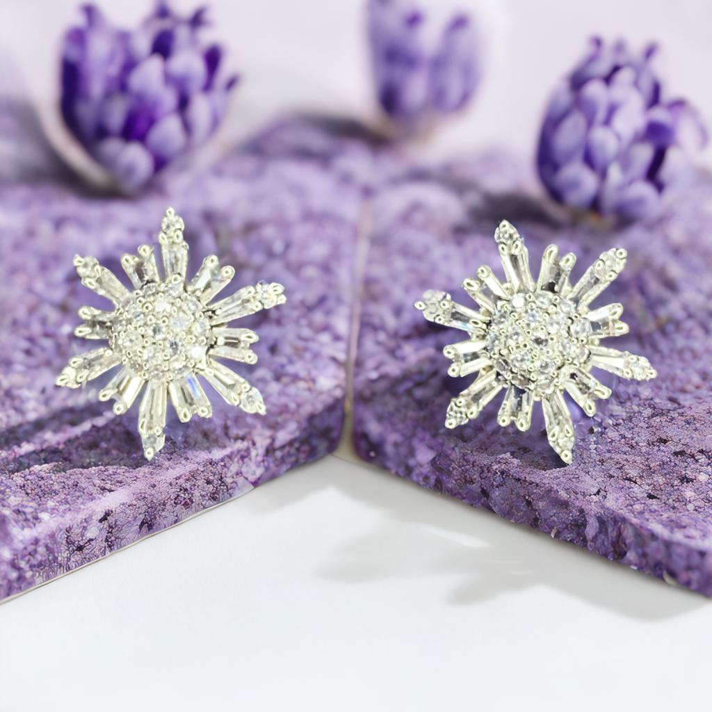 Flower studs earrings